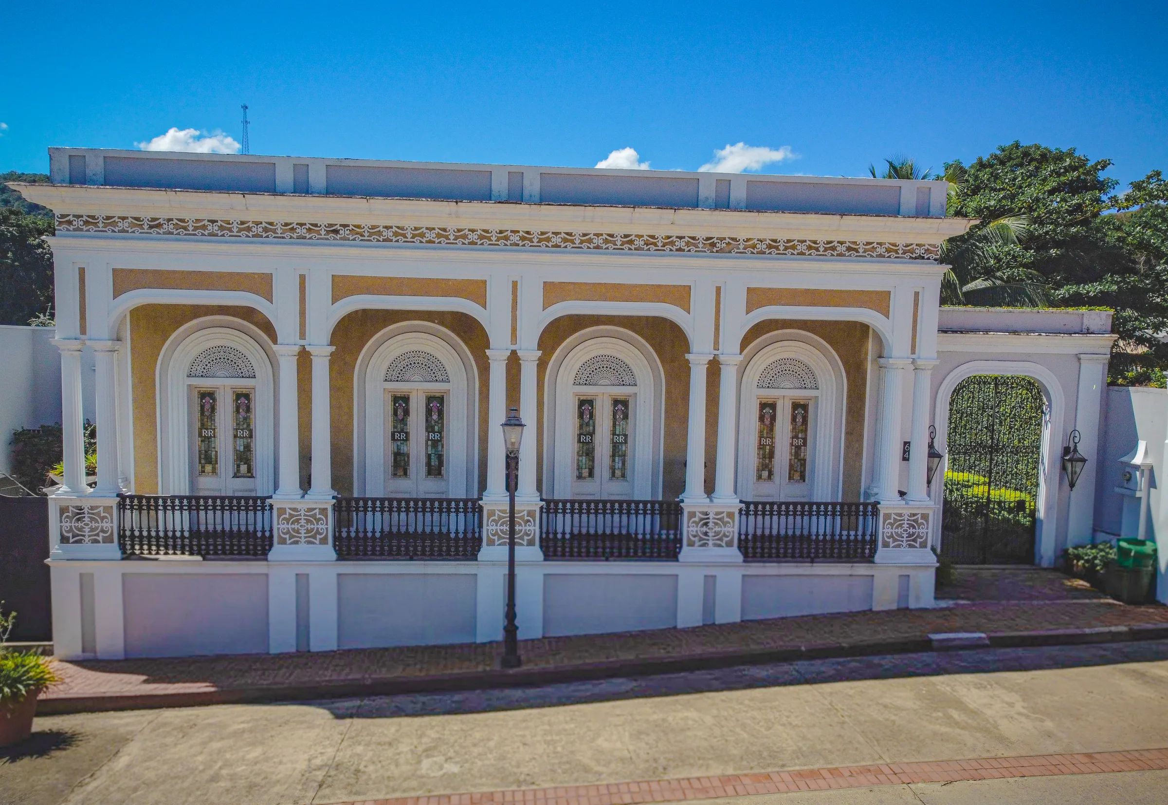 Casa Ramírez Roggio (antigua casa Kindy)
