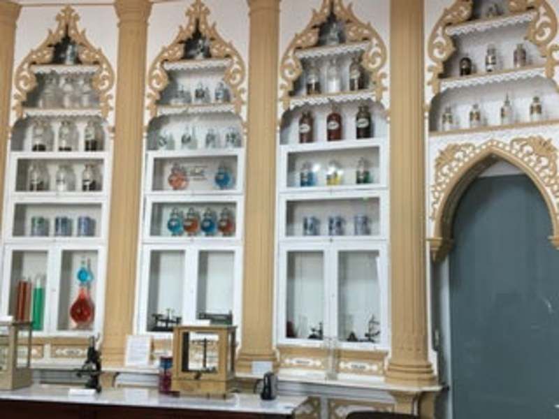 Museo de la Farmacia Domínguez (La Botica)